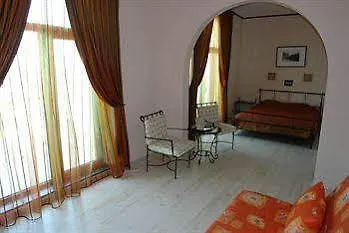 Hotel Palace Rrt 3*
