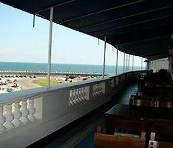Palace Rrt Hotel