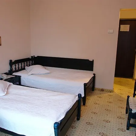 Palace Rrt Hotel