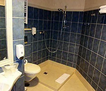 Palace Rrt Hotel